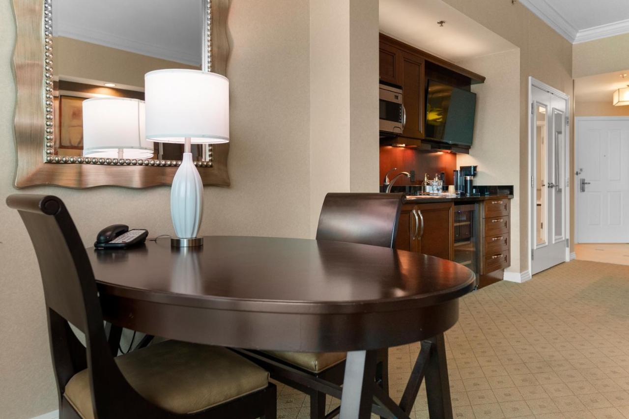 Lucky Gem Penthouse & Luxury Suites At Signature Resort, Balcony Strip View 3505 Las Vegas Exterior photo