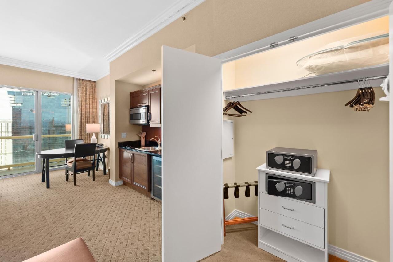 Lucky Gem Penthouse & Luxury Suites At Signature Resort, Balcony Strip View 3505 Las Vegas Exterior photo