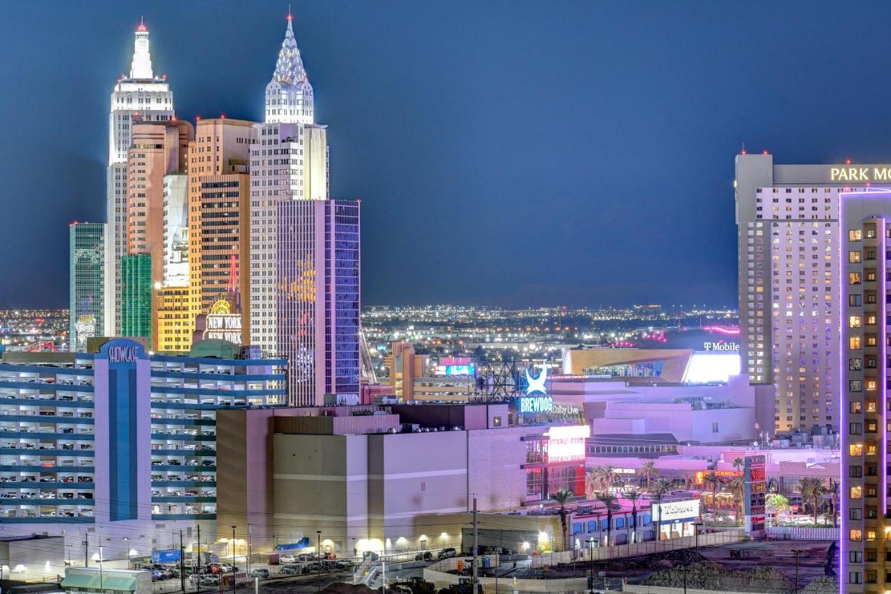 Lucky Gem Penthouse & Luxury Suites At Signature Resort, Balcony Strip View 3505 Las Vegas Exterior photo